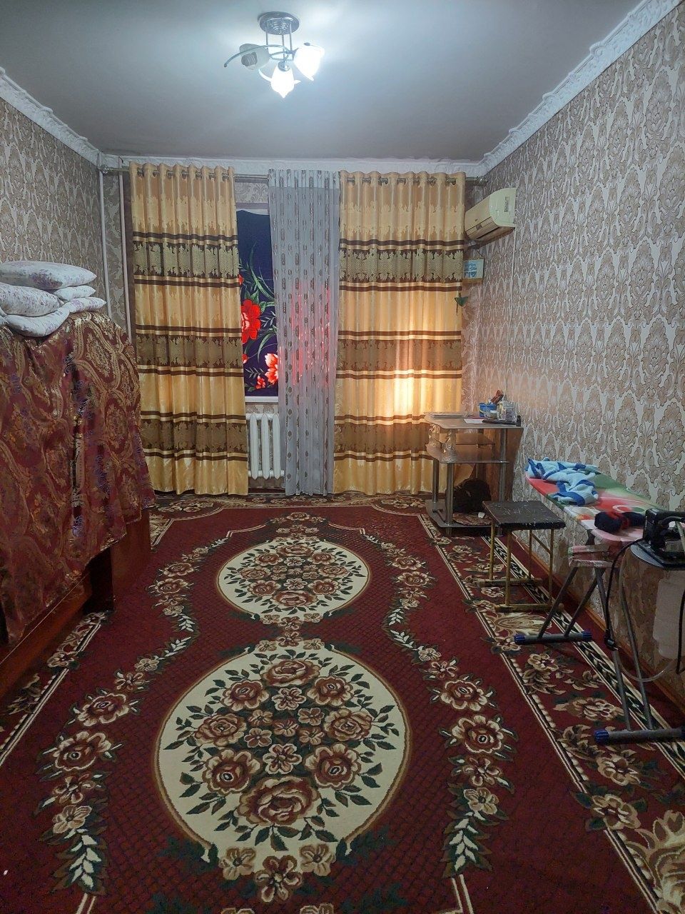 Срочно сотилади квартира