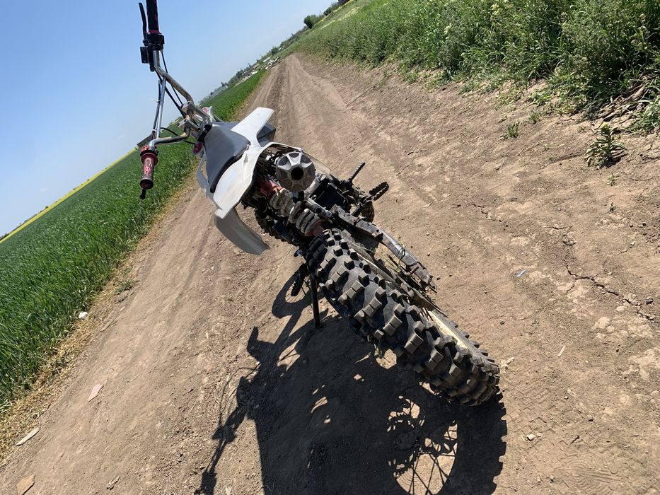 De vanzare cross 125cc sau schimb cu piaggo