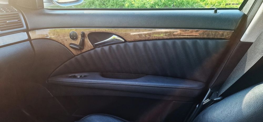 Продавам Мерцедес W 211  бензин 3.5