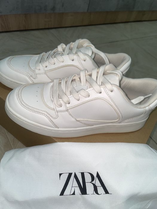 Продам кроссовки от ZARA
