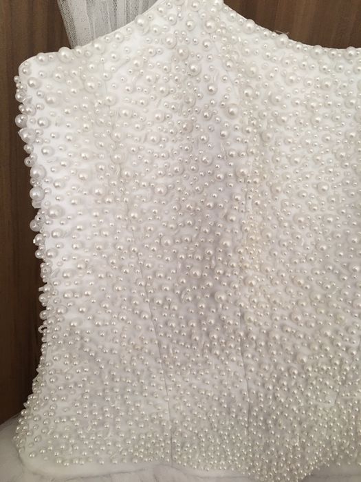 Vand rochie de mireasa impecabila! Model printesa