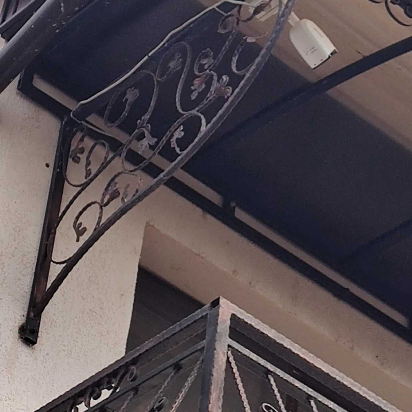 Copertină fier forjat