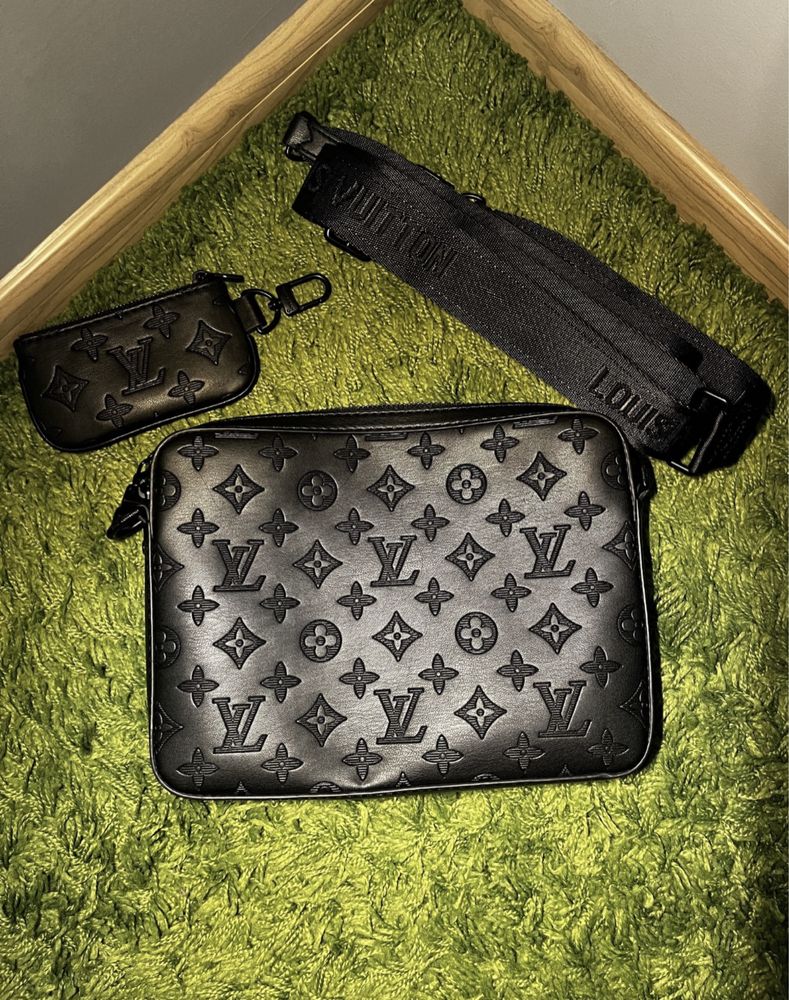 Louis Vuitton Duo Messenger