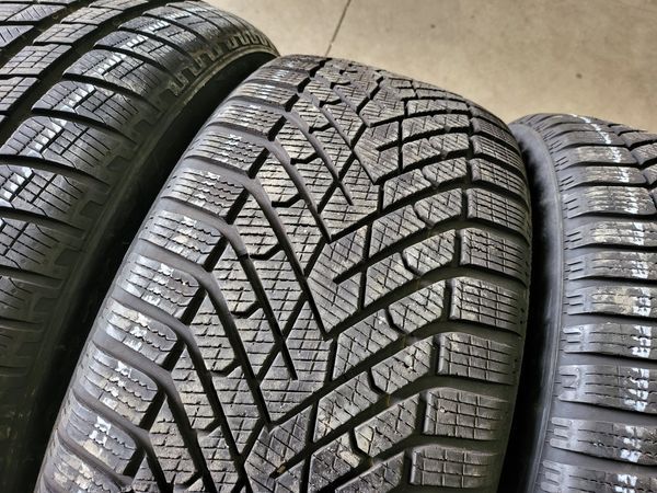 295/40/20//265/45/20 PIRELLI