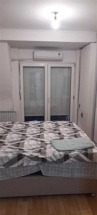 Дава се под наем Двустаен апартамент в Бургас, Възраждане - 68 кв.м за 153 € - Снимка #2