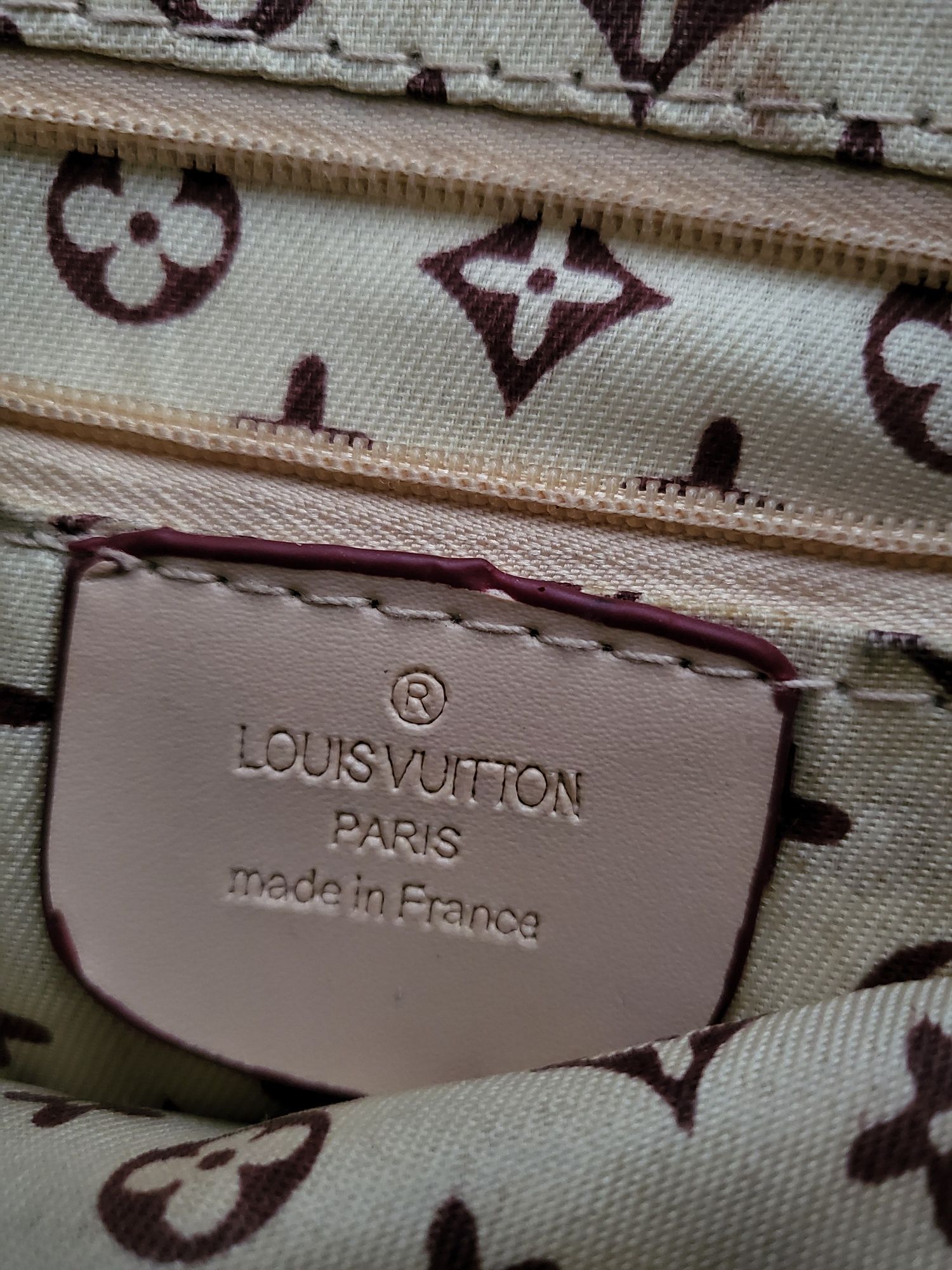 Vand geanta Luis vuitton originala