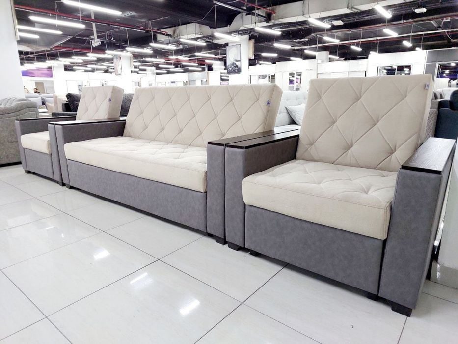 Диван и кресло с механизмом