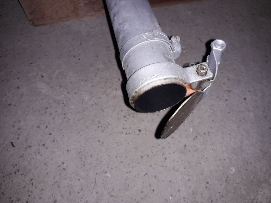 Eșapament exterior generator electric