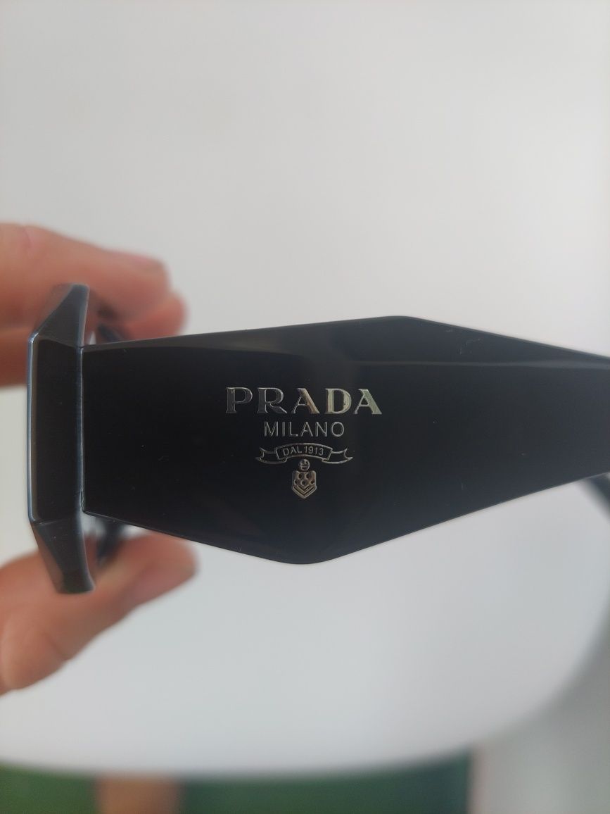 Prada слънчеви очила