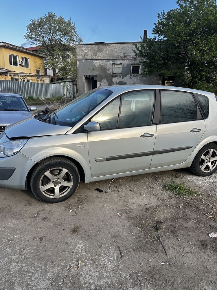 На Части! Renault Scenic 2.0 бензин