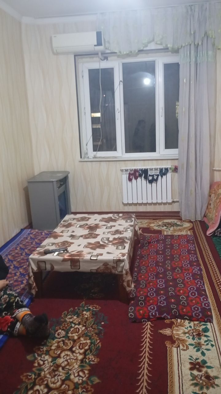 Ijaraga qizlarni quyaman