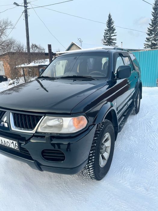 Продам митсубиси паджеро спорт торг уместен