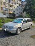 Volkswagen Bora gri 2000