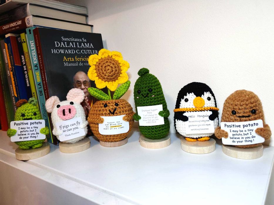 Set 6 păpuși croșetate - cadou motivational, Secret Santa