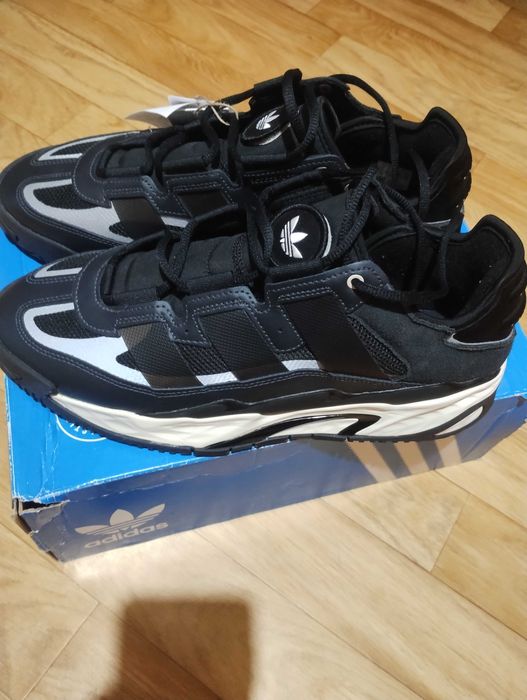 Adidas niteball 45.5