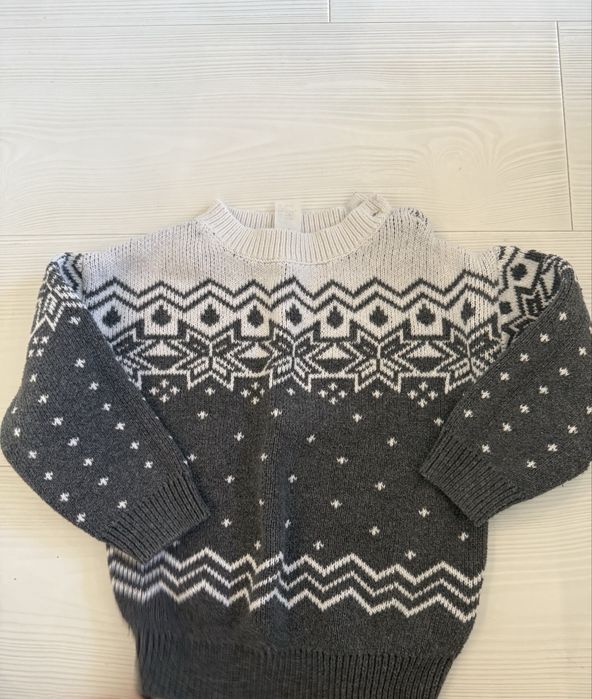 Панталони, блузи, комплекти за момче 98/104