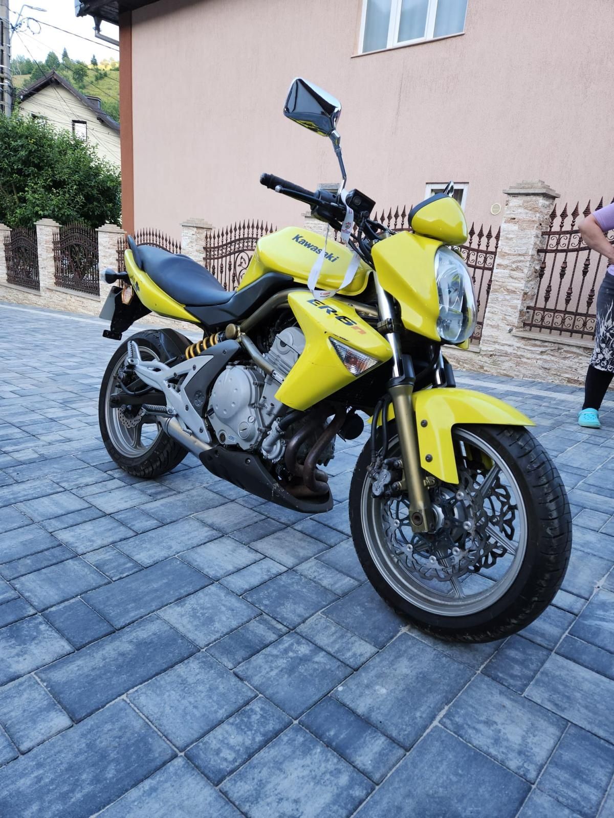 Moto kawasaki impecabil
