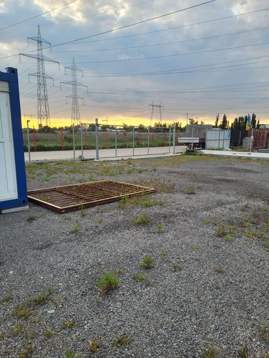 Teren de închiriat 650 mp cu platformă betonată, Splaiul Unirii nr 993