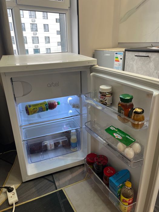 Холодильник бу artel