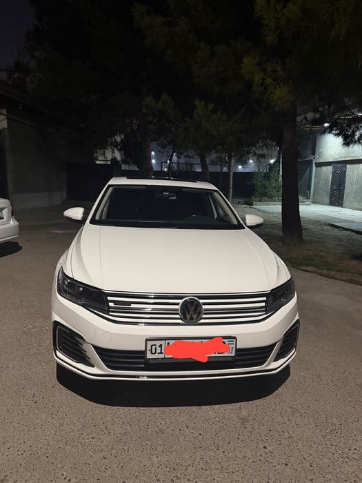 VolksWagen E-Bora Full Pro Arendaga elektromobil