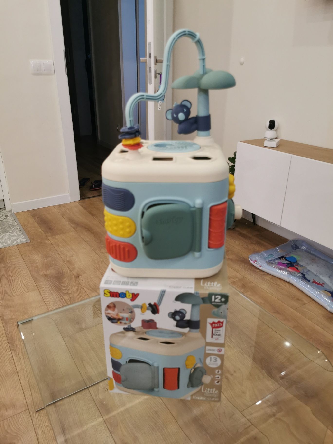 Двигателна и сензорна играчка за бебе