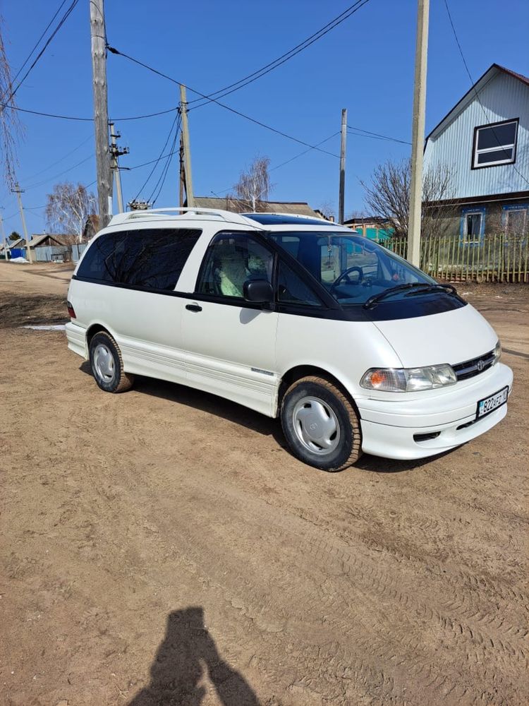 Продам Toyota Estima/левый руль