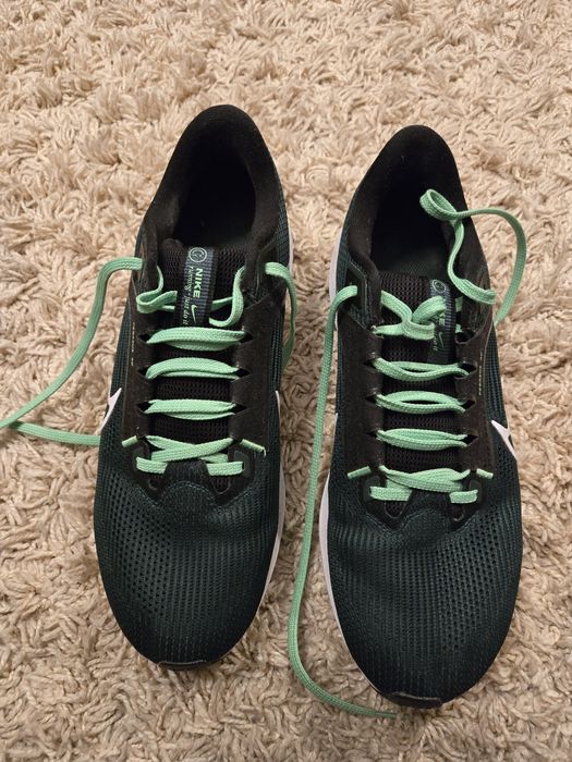 Pantofi alergare Nike Pegasus 40 editie speciala Liverpool F.C.