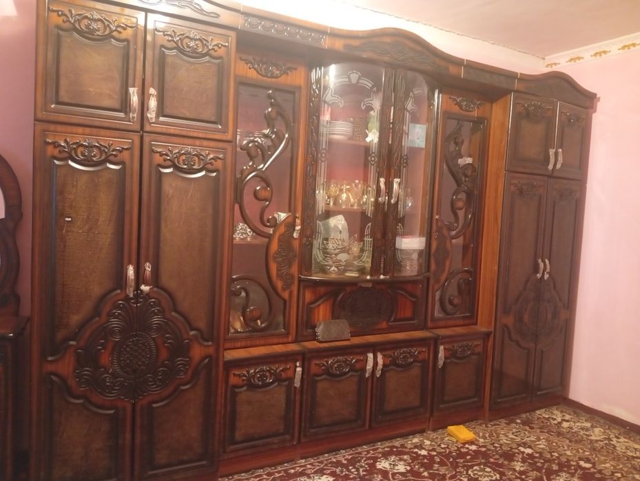 Uy mebeli holati yaxshi