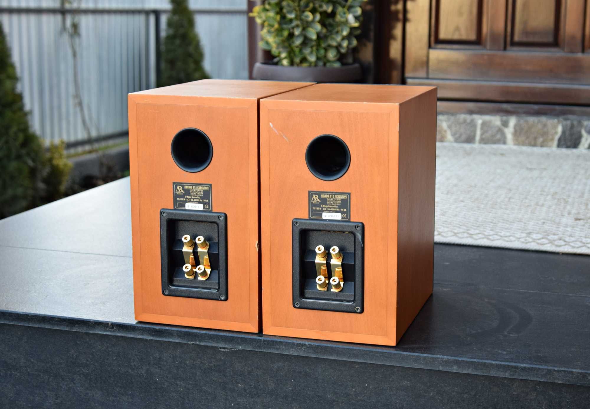 Boxe Acoustic Research Helios B 15 Executive