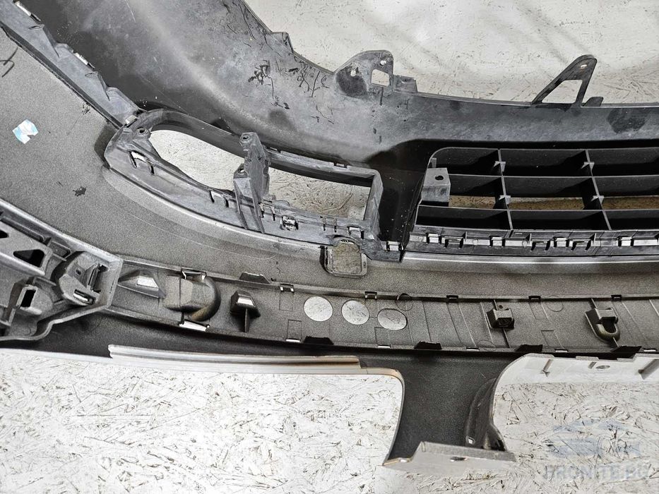 Предна броня Vw Touran Фолксваген Тауран 2003- 2007