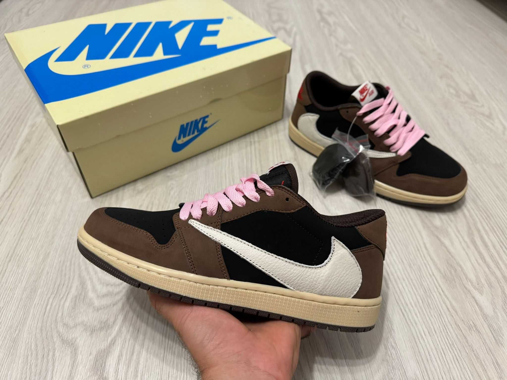 Jordan 1 Travis Low 36-44 [Verificare Colet]