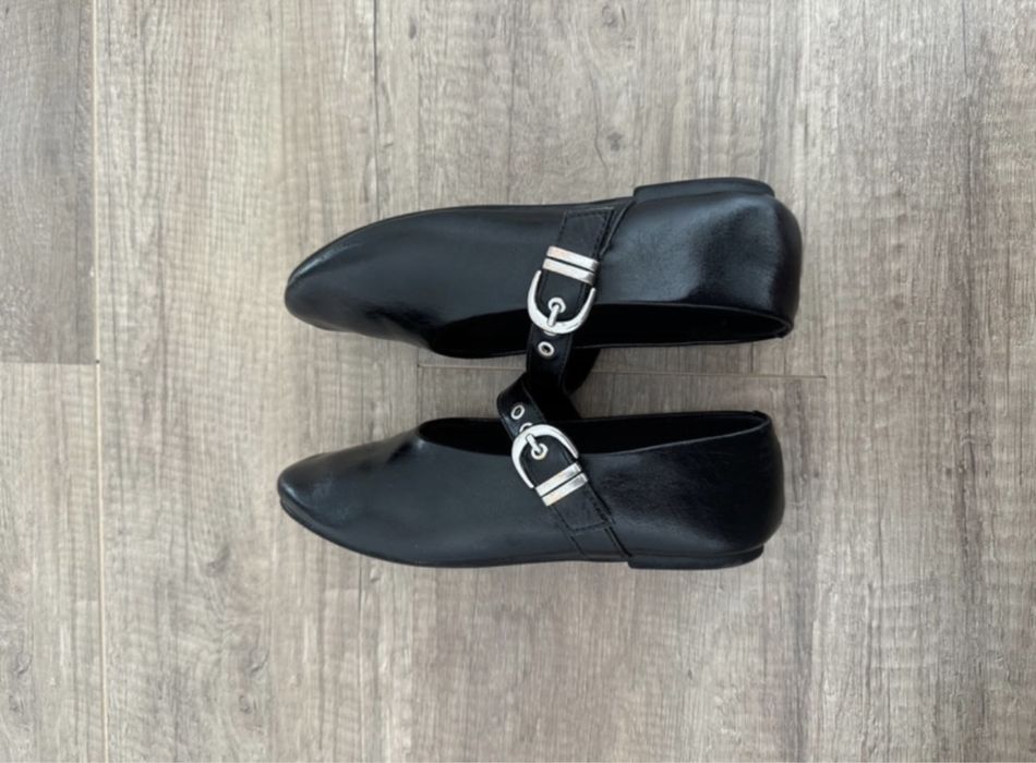 Pantofi fetite Zara.