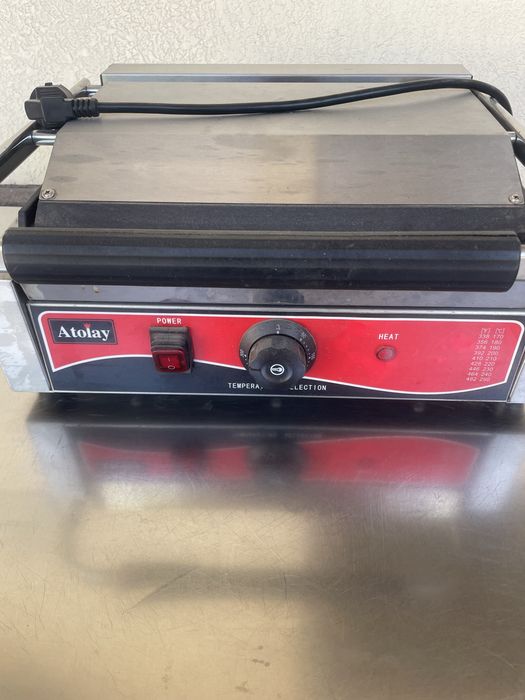 Тостер изгара 220w в идеальном состоянии