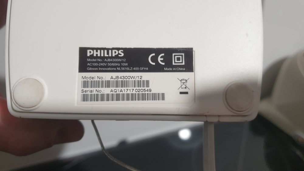 Vând radio cu ceas Philips AJB4300W/12