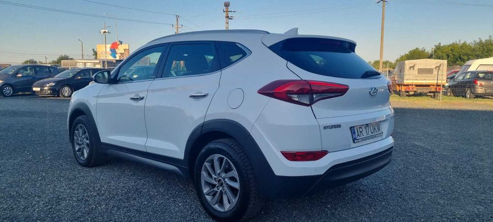 Hyundai Tucson 1.7 Diesel 2016 4x4 Rate sau Cash