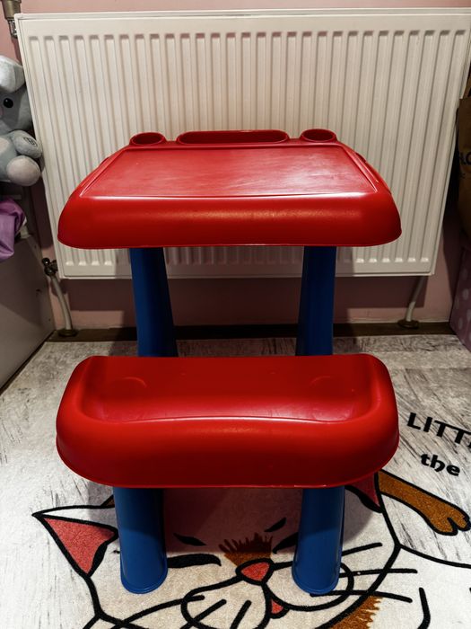 Детски пластмасов чин