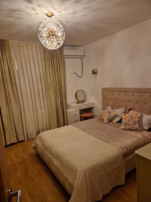 Apartament modern 3 camere + boxa + loc parcare, an constructie 2018