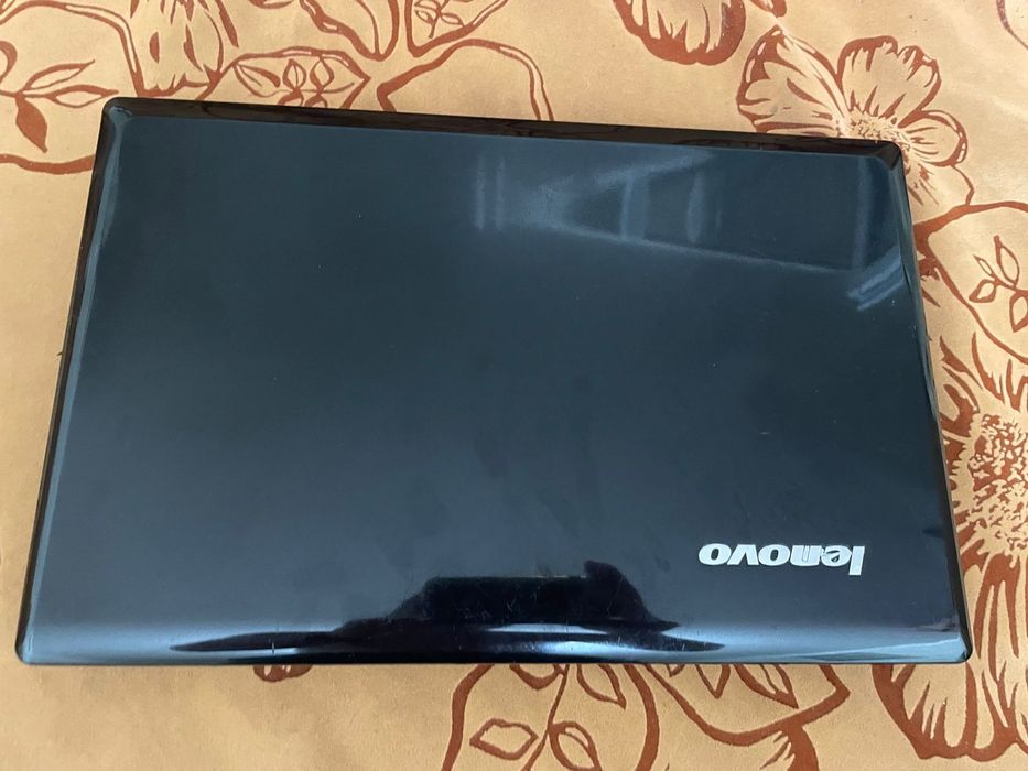 Продам ноутбук Lenovo core i3