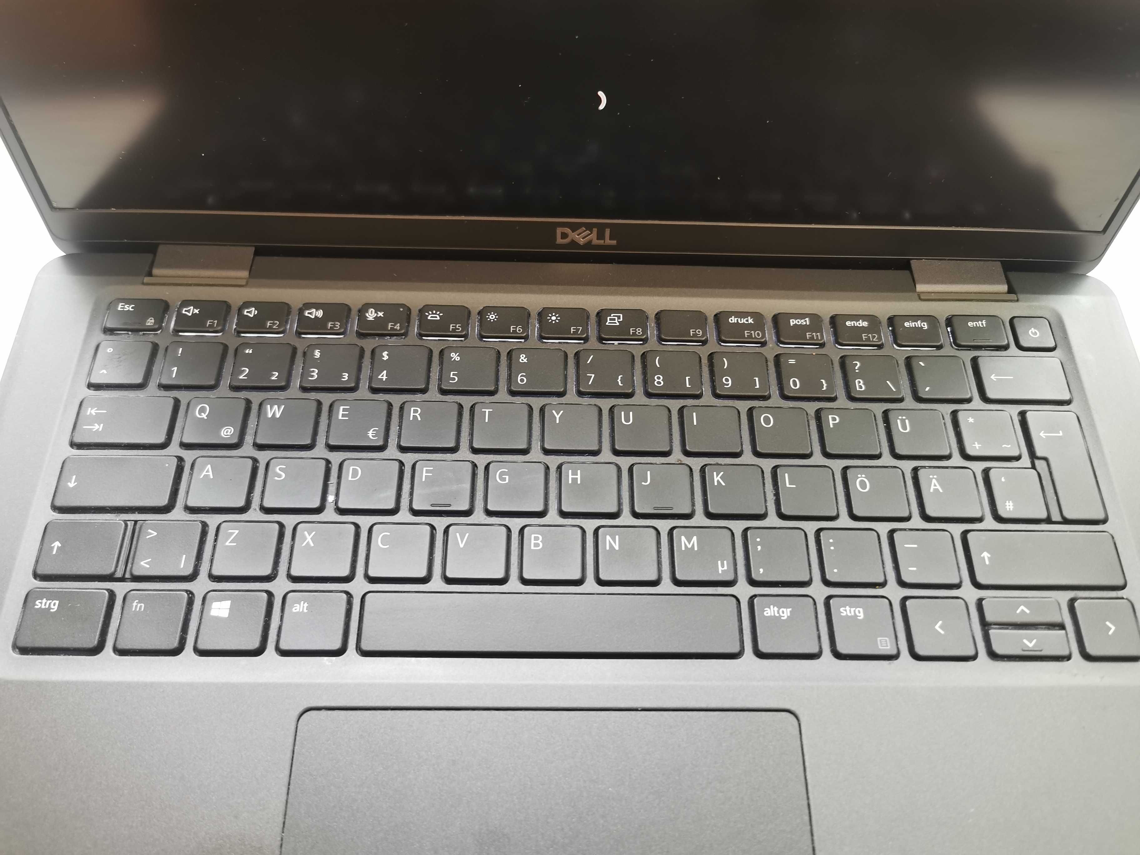 Лаптоп Dell Latitude 7420, Intel Core i7 1185G7, 32GB RAM DDR4/1TB /4K
