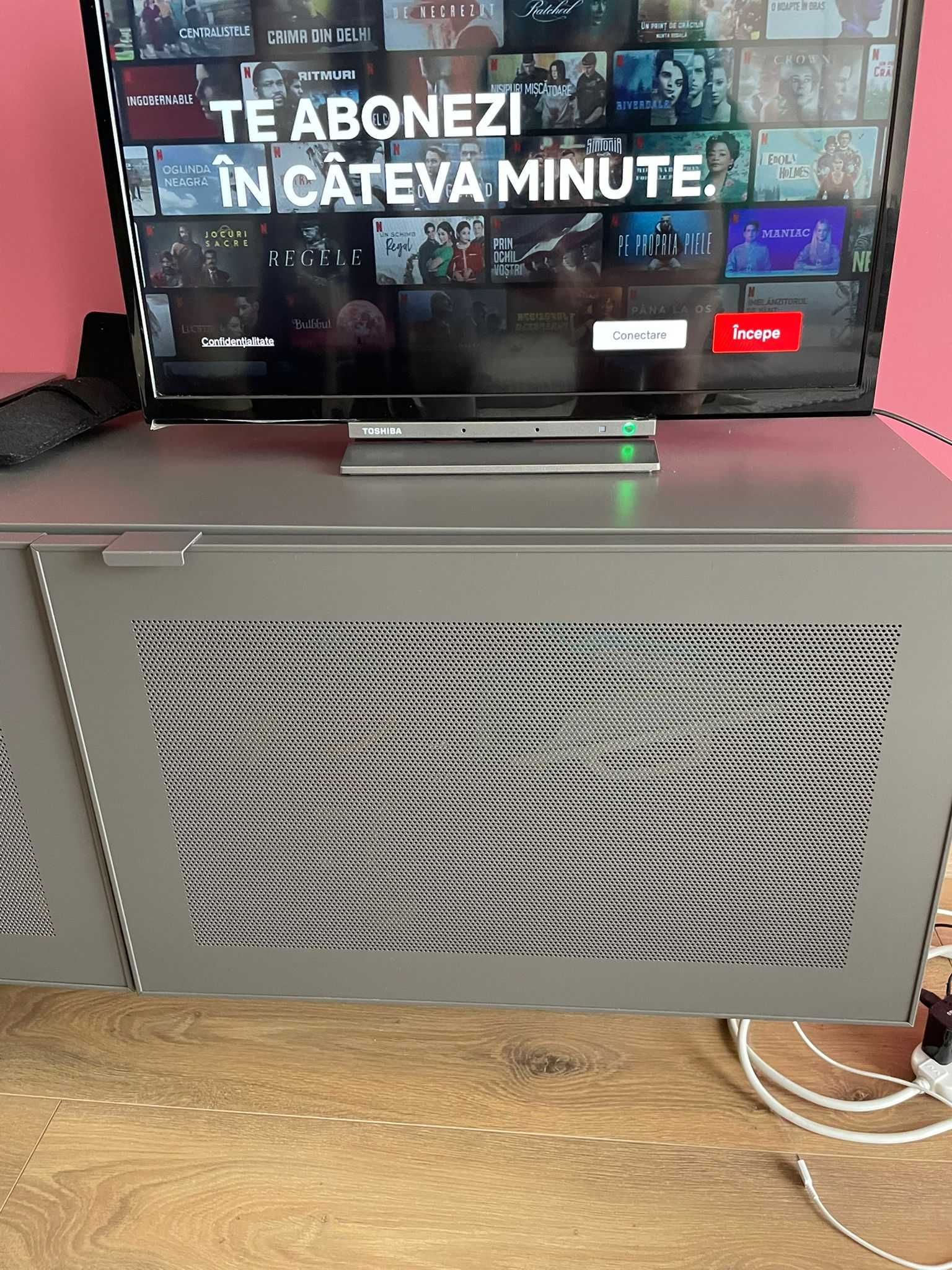 TV Toshiba LCD Freeview Play