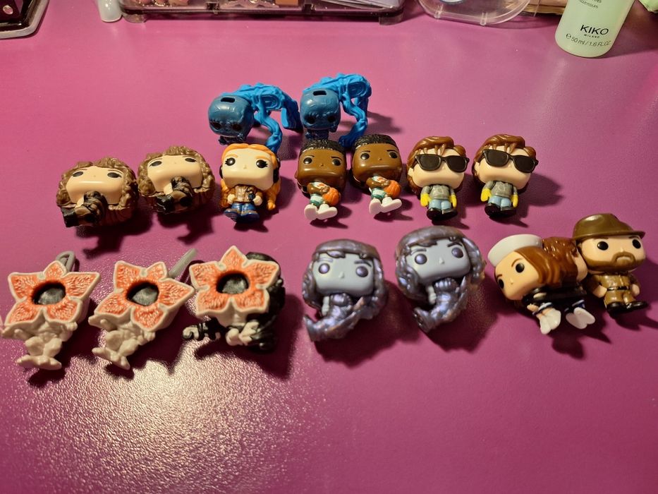 Kinder joy stranger things