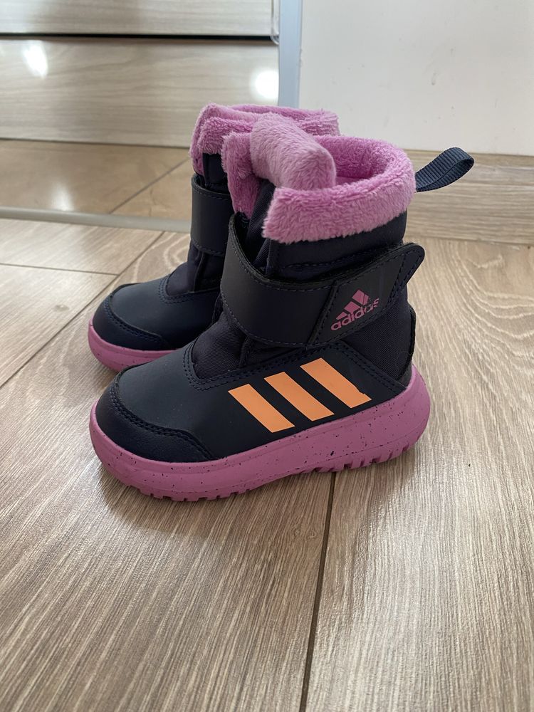 Детски зимни ботуши Adidas
