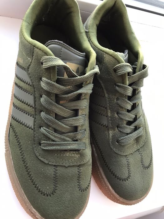 Продам стильные кроссы!