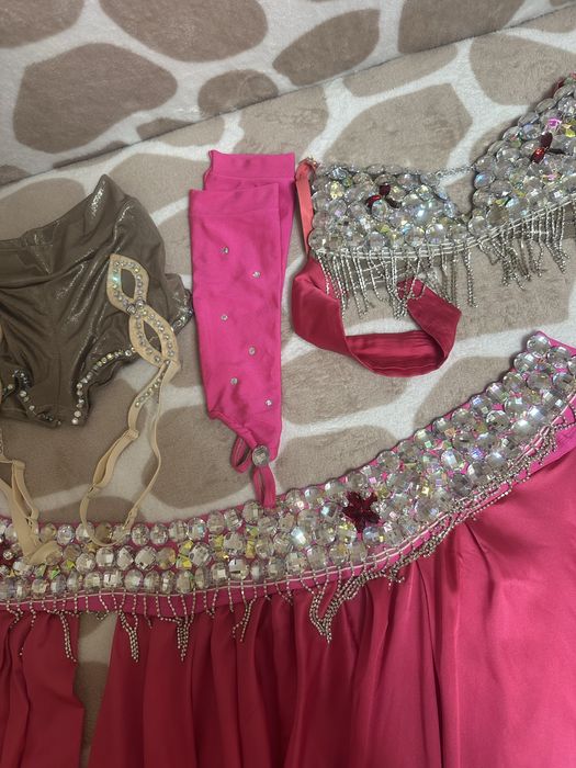 Costum dans 10-11 ani fete