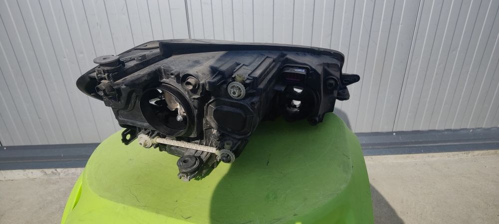 Far stanga Volkswagen golf 7 facelift avariat geam