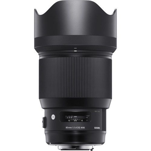 Объектив для профессиональной камеры Nikon