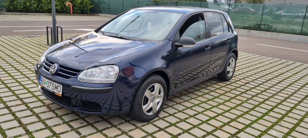 Vând Vw Golf 5 1.9 diesel
