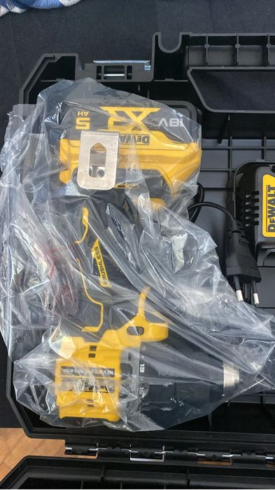 Vand autofiletante dewalt si fierastraie sabie dewalt