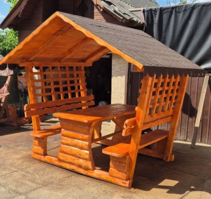 Vand foisare  din lemn tip pergola sau garaj auto