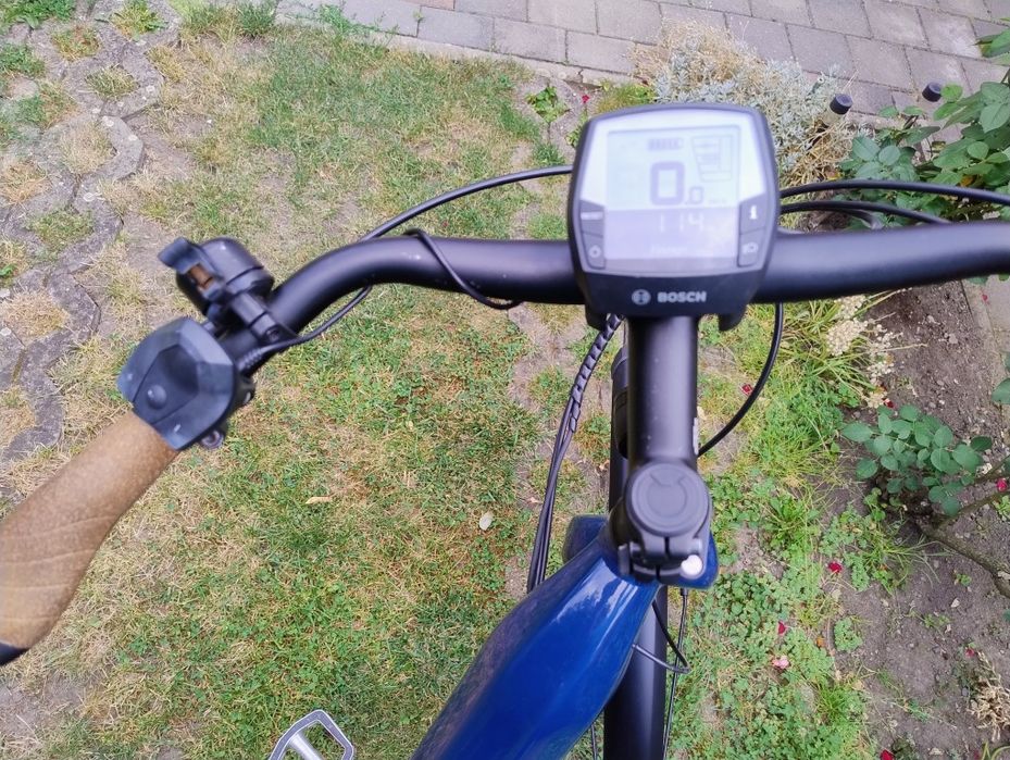Vănd eventual schimb bicicleta electrica ,roți 28"